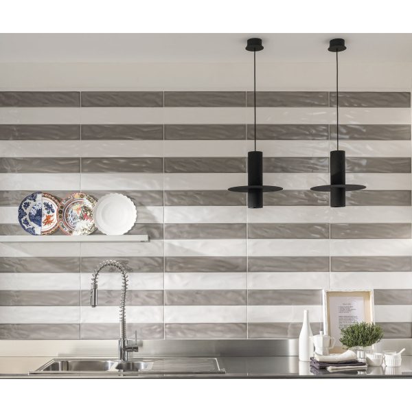 Tesoro Decorative Collection - Aria 4 in. x 20 in. - Bianco Hot on Sale