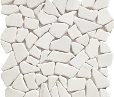 Tesoro Decorative Collection - Ocean Stone Mosaics - Ice Tumbled For Sale